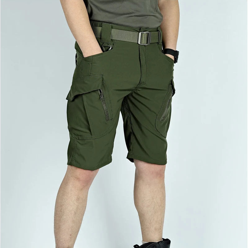 La Baule | Elegant in Practical Shorts