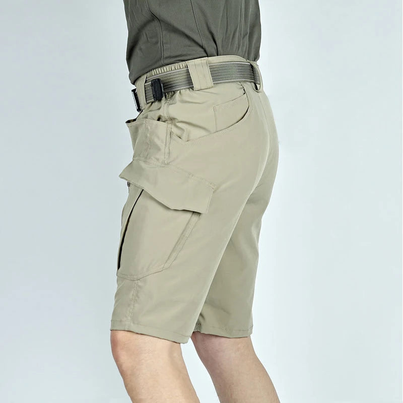La Baule | Elegant in Practical Shorts