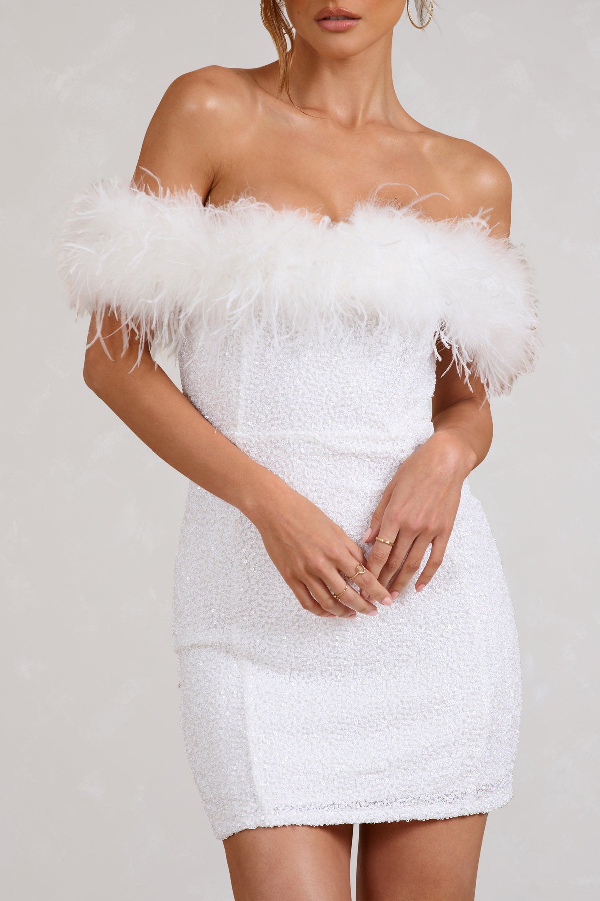 La Baule | Robe à pailettes avec plumes