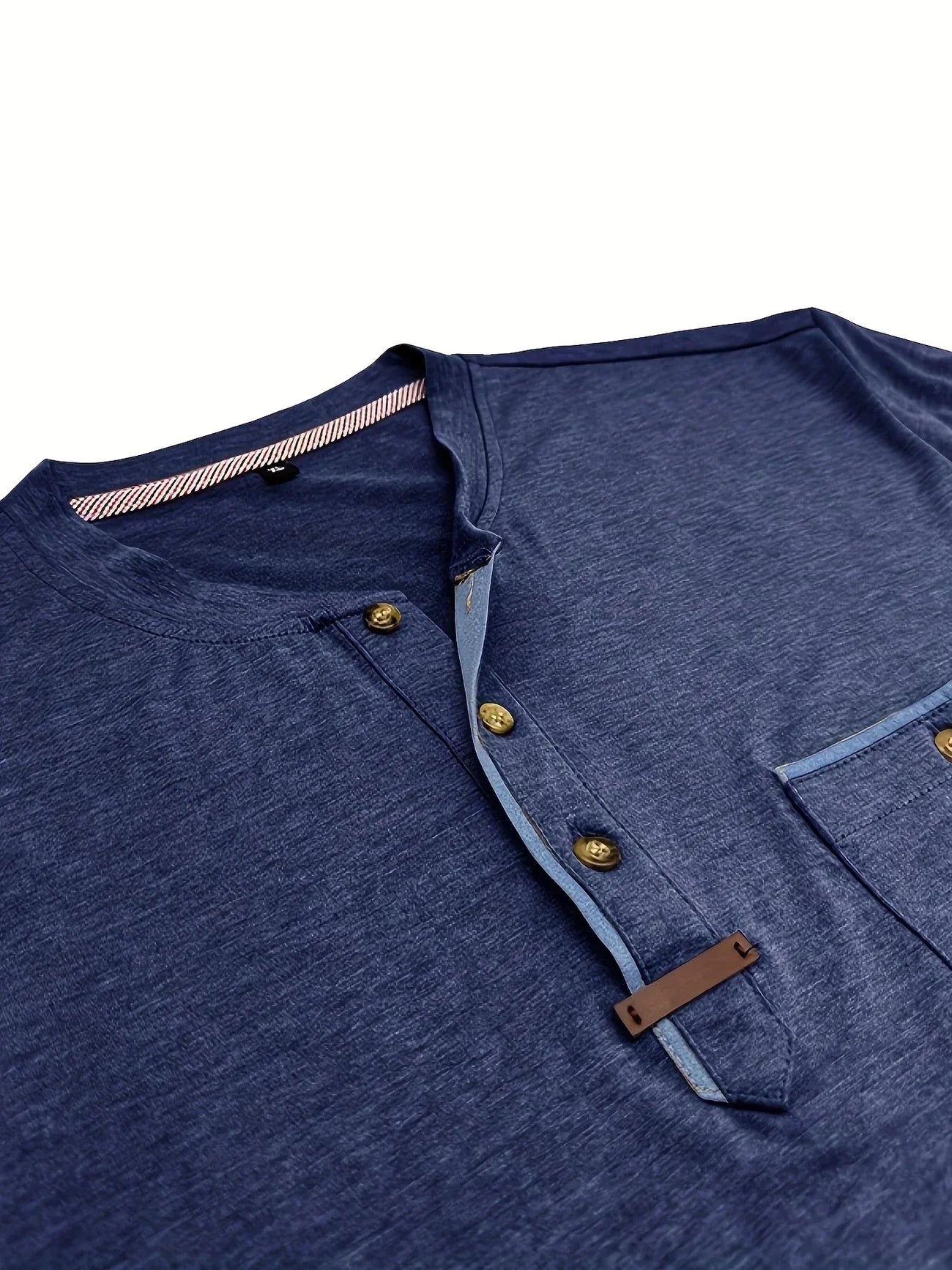 La Baule | T-shirt col rond élégant avec poche
