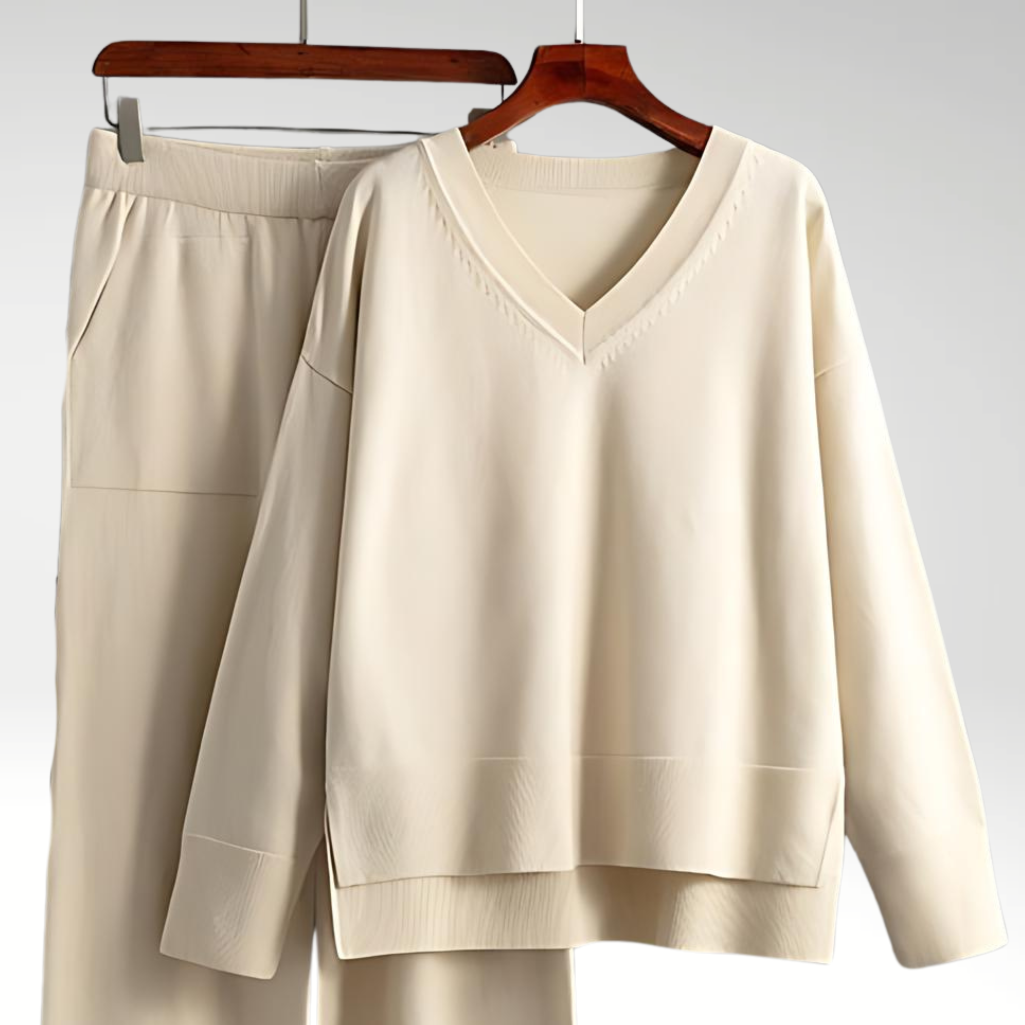 La Baule | Luxe V-Neck Two Piece Set
