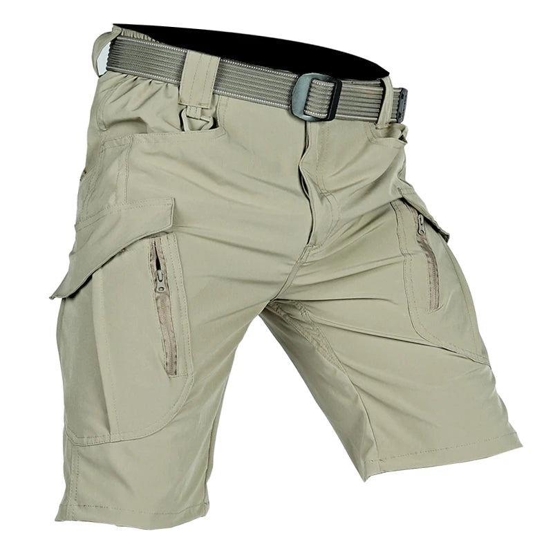 La Baule | Elegant in Practical Shorts